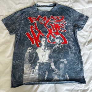 “Boys in the Hood” T-shirt small